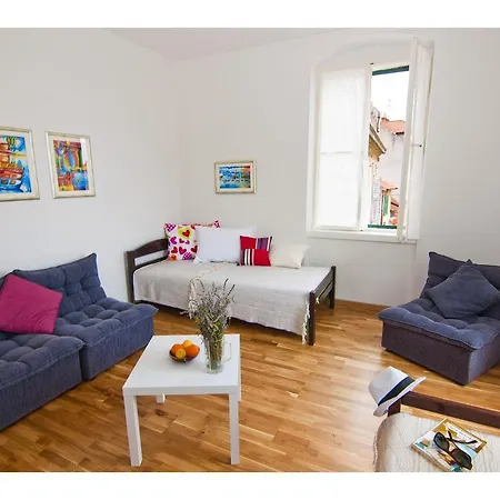 Apartment Domina *